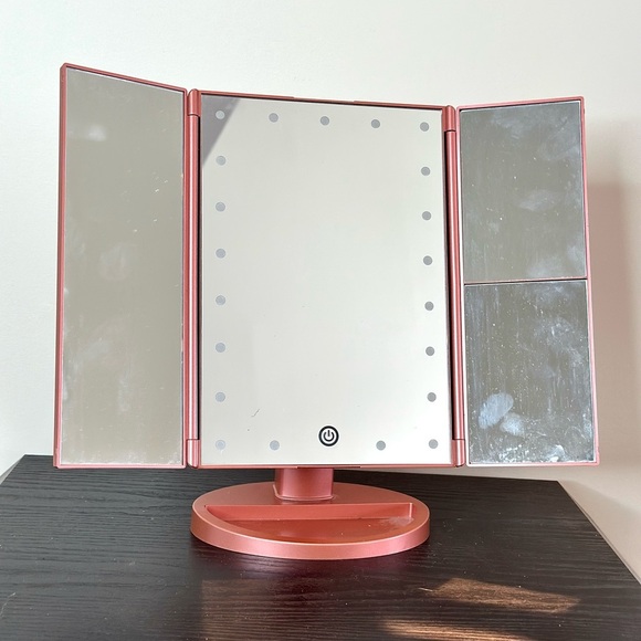 DeWEISN Rose Color Tri-Fold Vanity Mirror - Picture 7 of 12